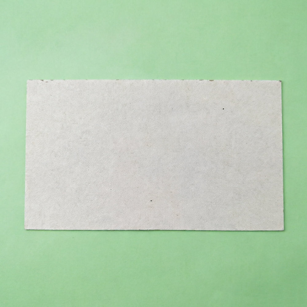 灰咭紙 13 × 23.5cm(中)