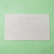 灰咭紙 13 × 23.5cm(中)